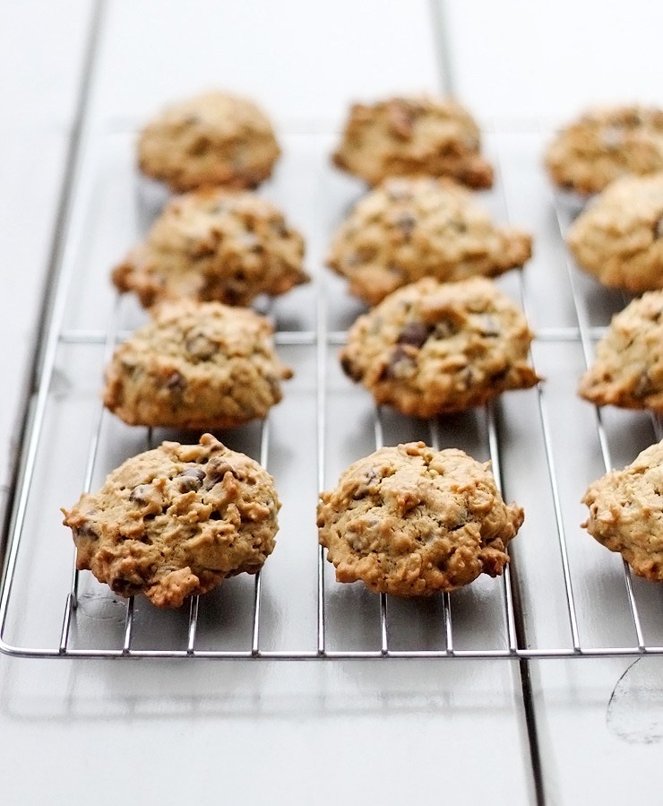 Irish Cream Oatmeal Chocolate Chip Cookies